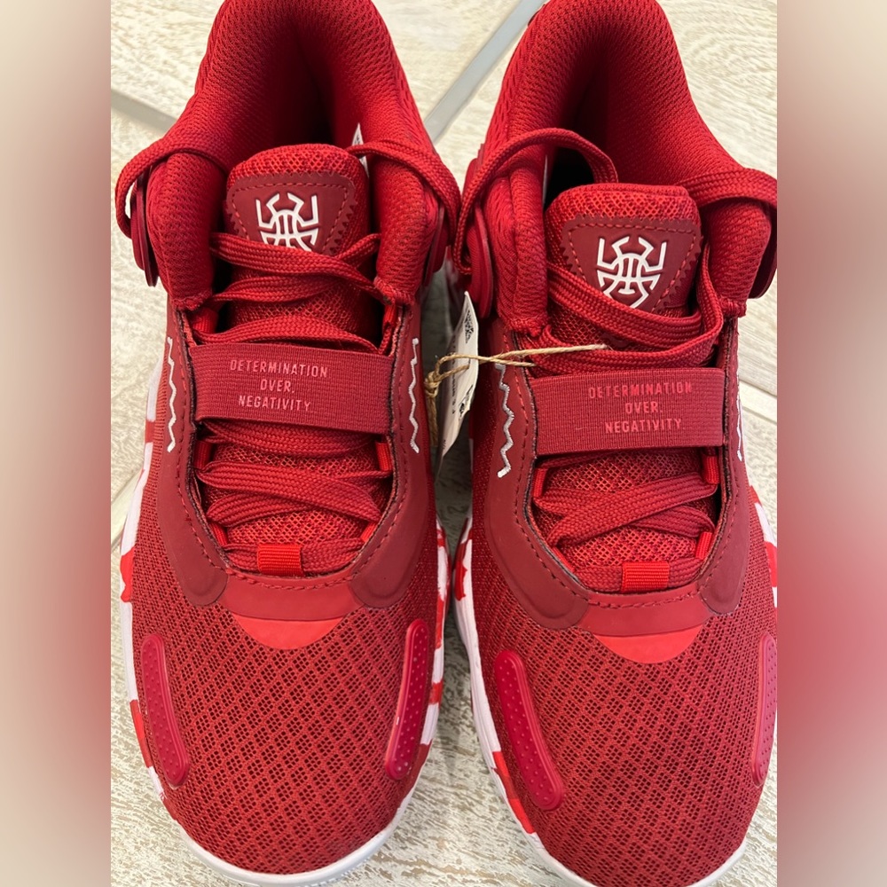 NWT Adidas Unisex-Adult D.O.N. Issue 3 Basketball Shoe - Picture 6 of 8